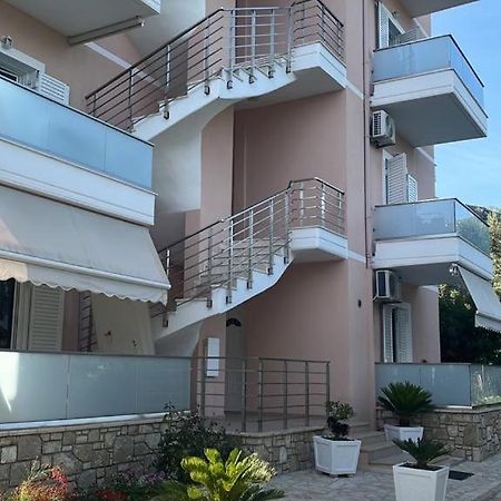 Vila Melina ฮีมาเรอ ภายนอก รูปภาพ